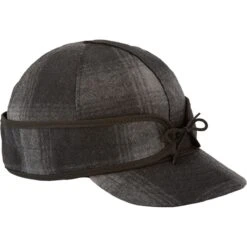Stormy Kromer Hats: Unisex 50010 260 90E Black Gray Plaid The Original Stormy Kromer Cap